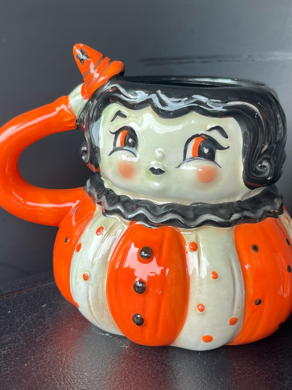 Vintage-Inspired Orange and Cream Halloween Pumpkin Mug - Brand